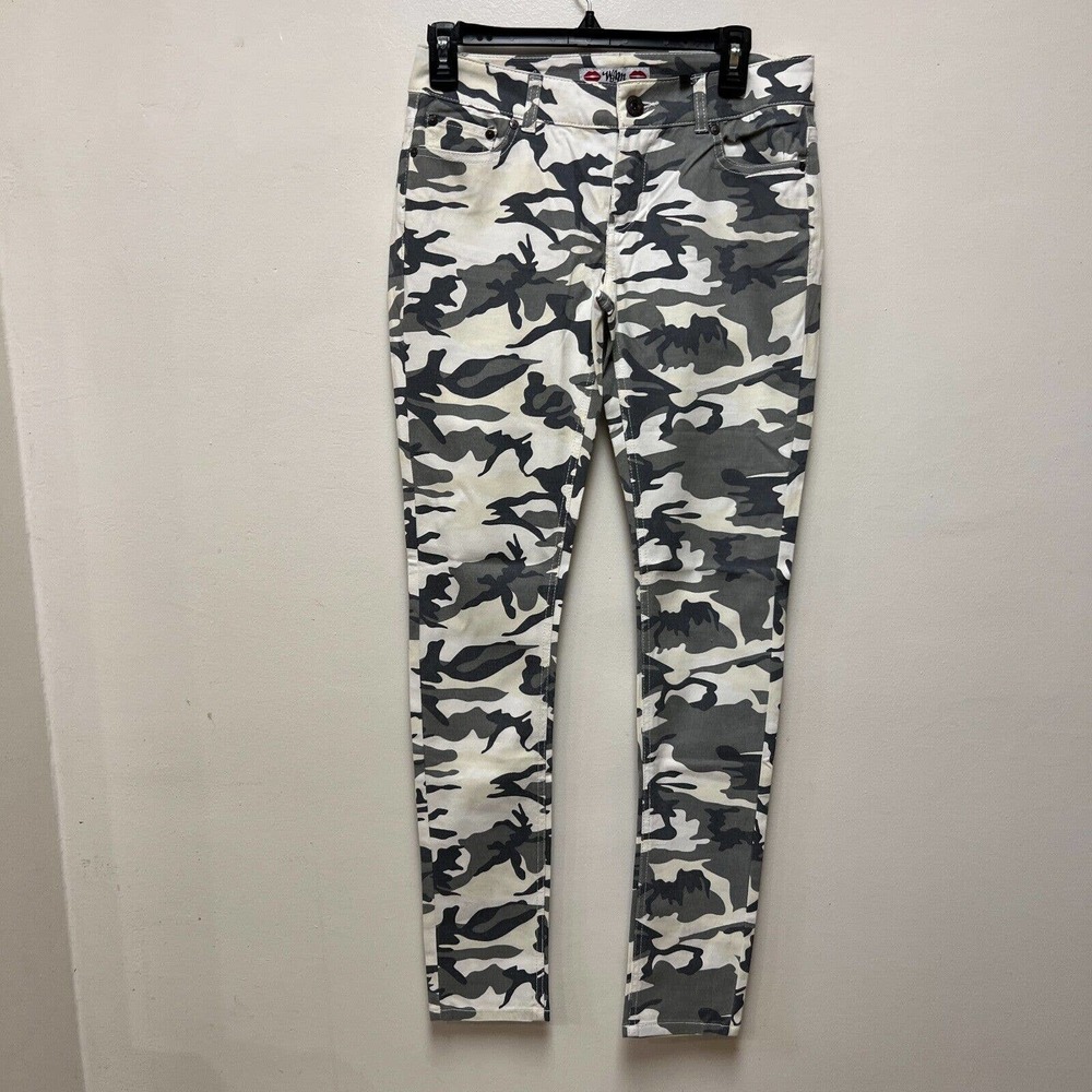 NWT WAM What About Me Jeans Womens Gray White Camo Print 7/8